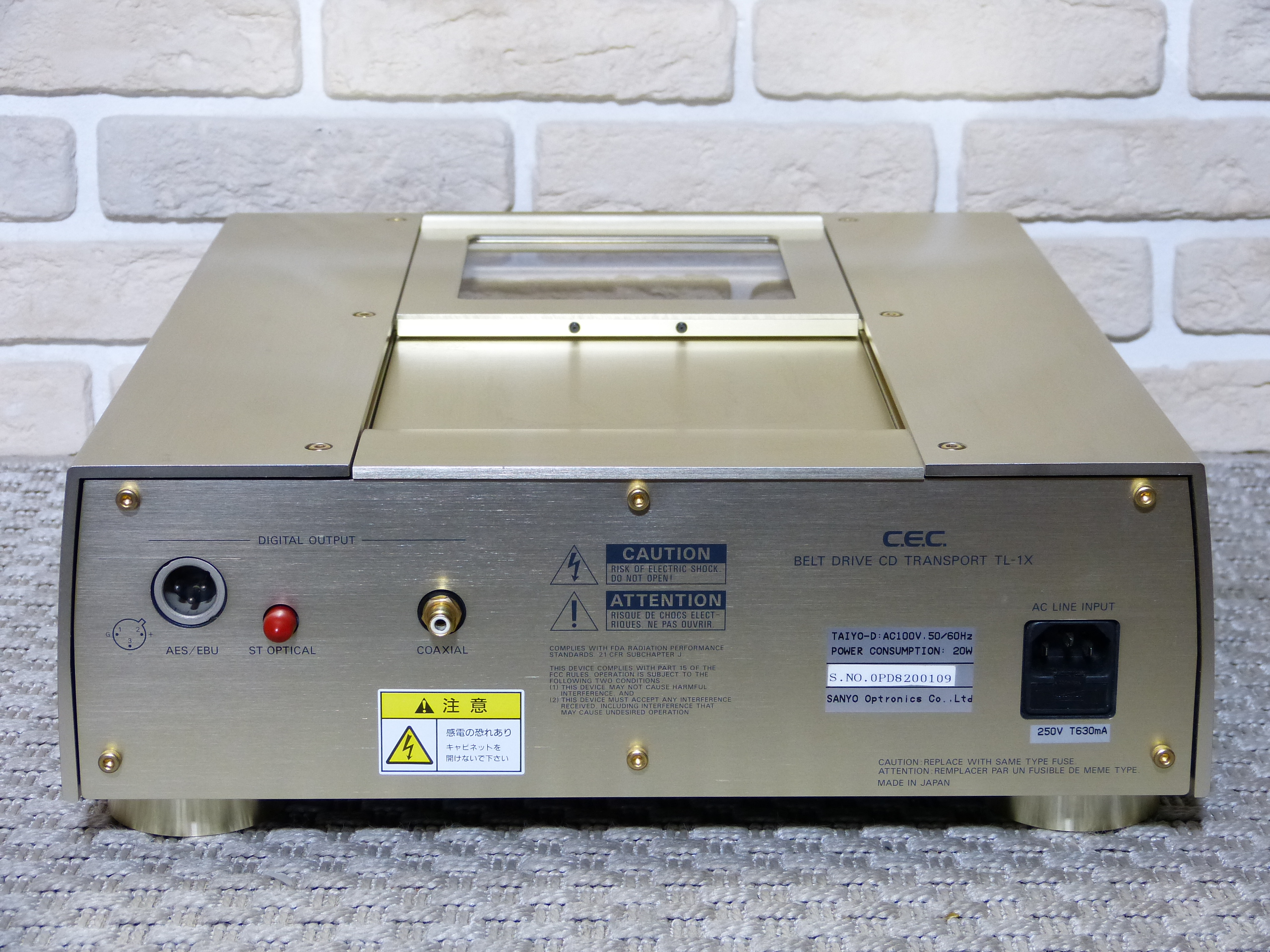 CEC TL-1X CD Transport 4