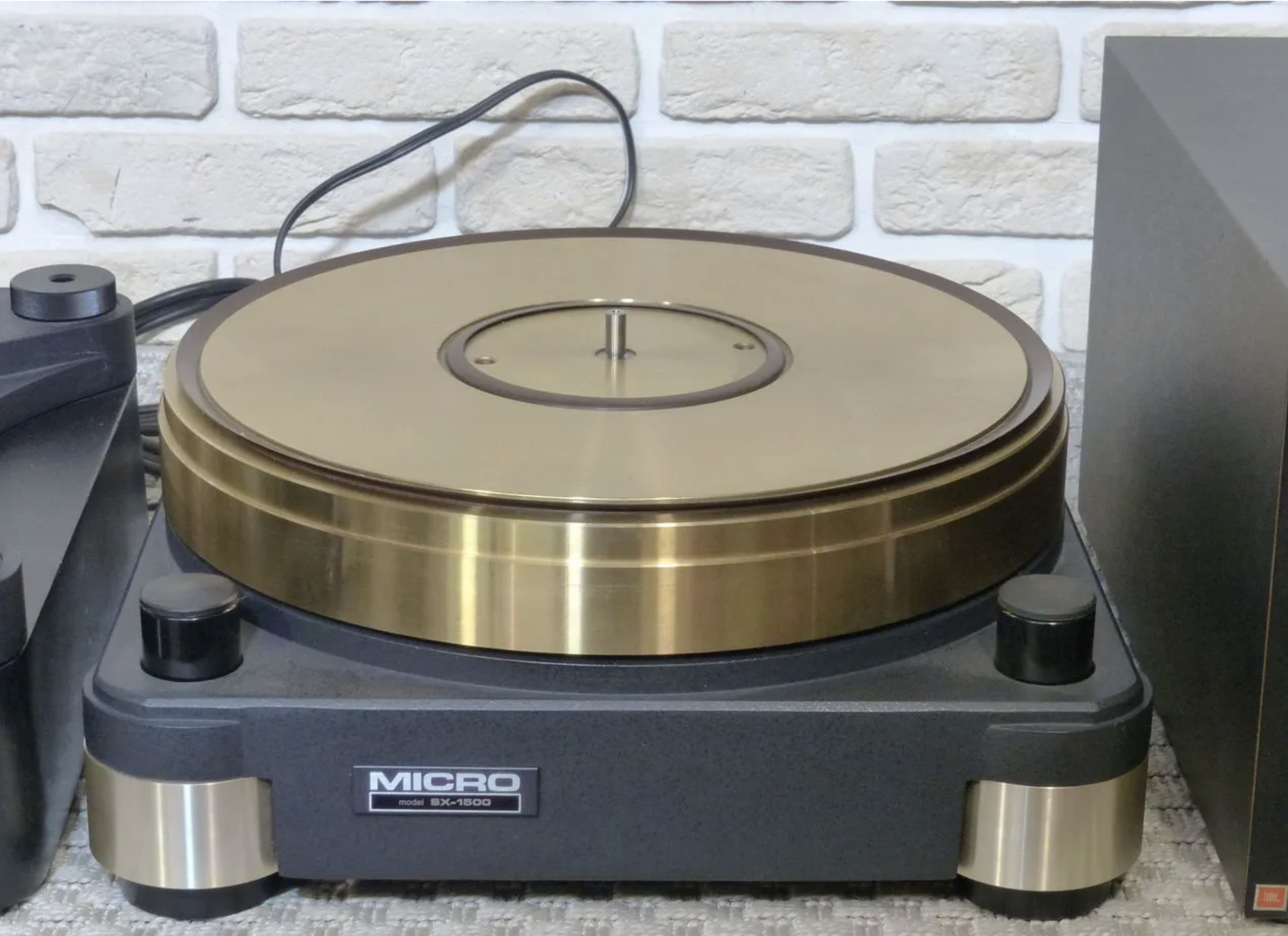 Micro SX-1500 стол для винила 2